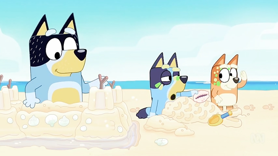 انیمیشن Bluey - فصل 1 قسمت 26 - The Beach